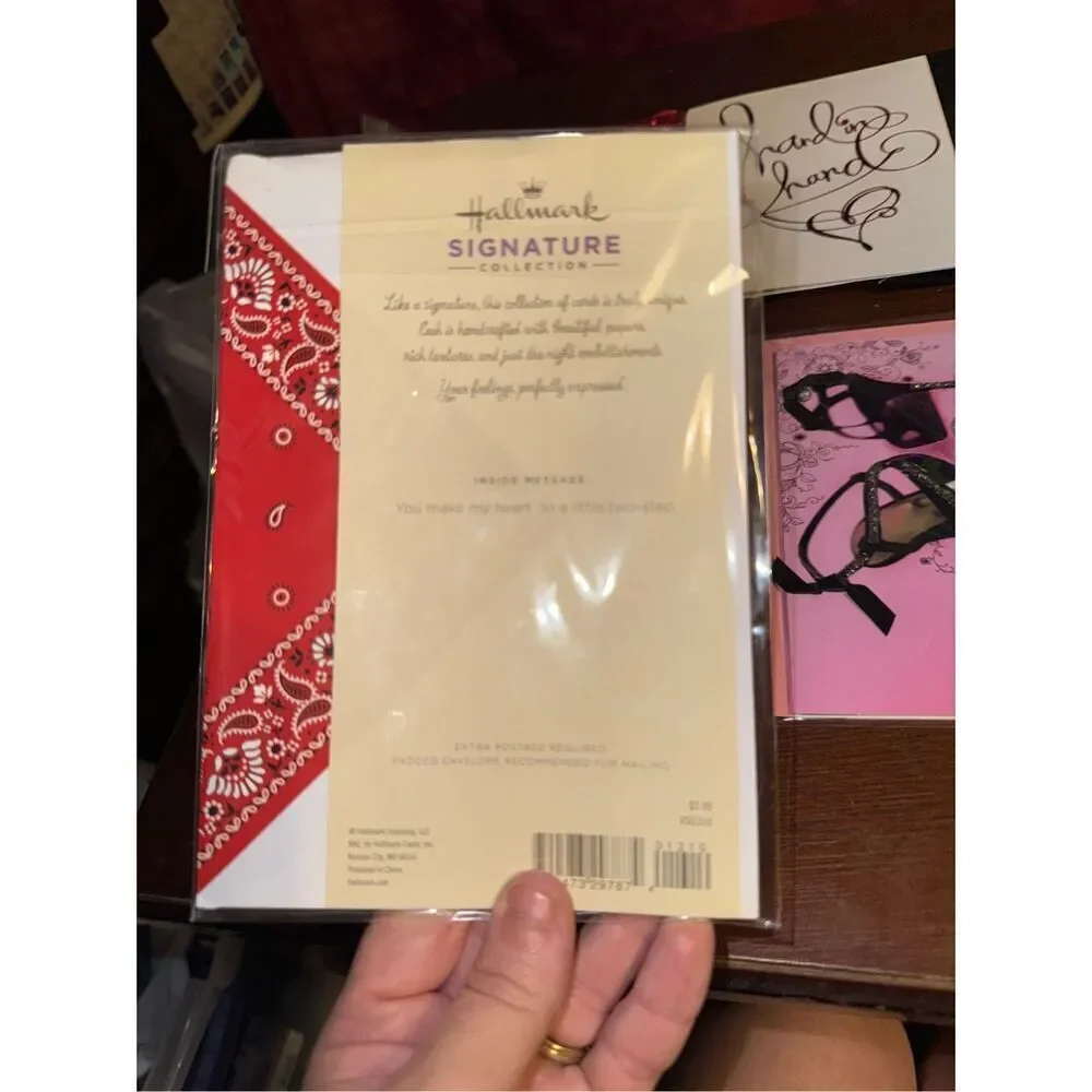 NWT Bundle of 6 occasion Hallmark cards